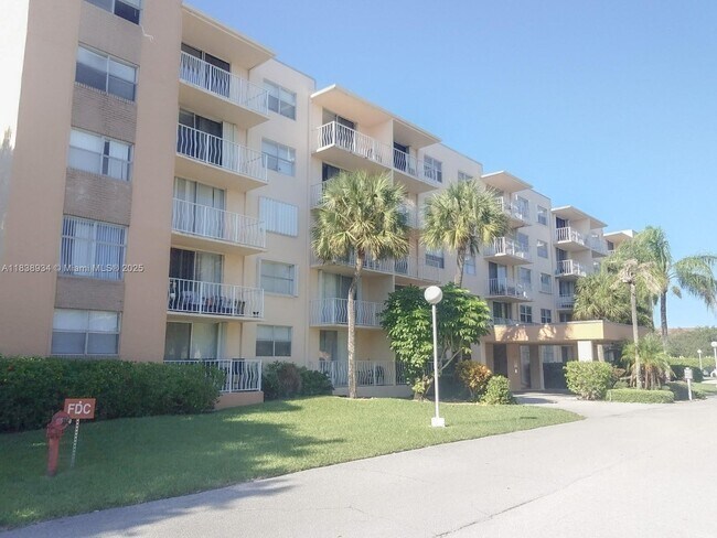Building Photo - 500 Executive Center Dr