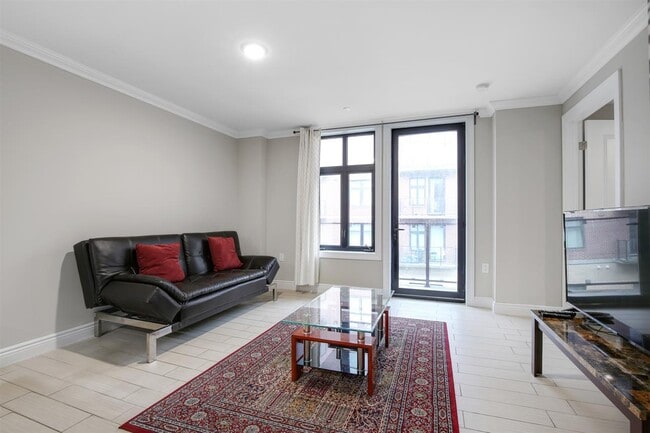 Building Photo - 3075 John F. Kennedy Blvd