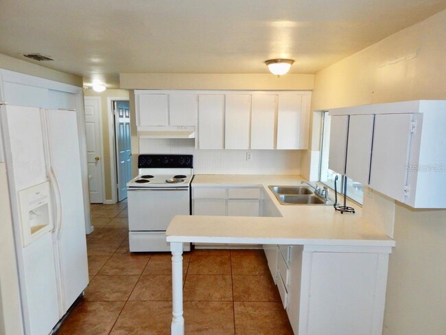 Building Photo - 3632 Devonshire Dr