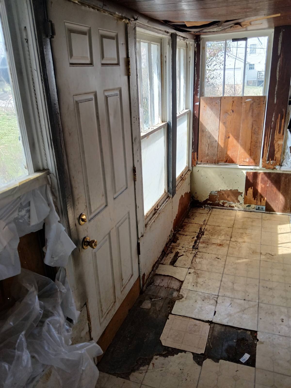 Building Photo - 4931 Plover Ave