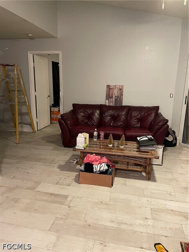 Building Photo - 12520 Equestrian Cir