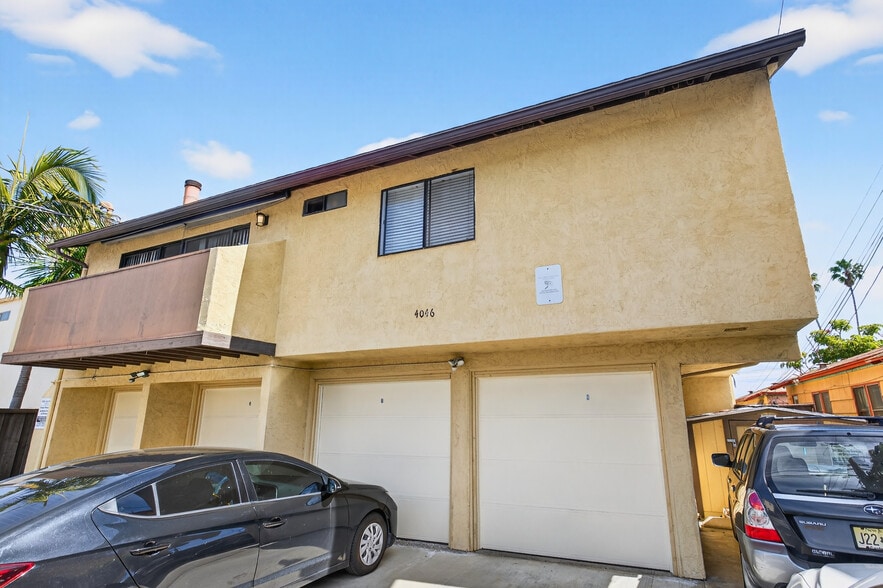 Building Photo - 4046 Iowa St