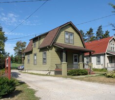 Building Photo - 1710 S State St