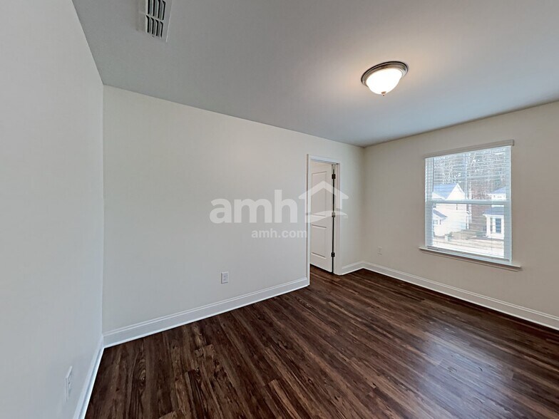 Building Photo - 3239 Brierhill Rd