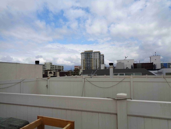 Private roof Deck views - 3512 Pacific Ave