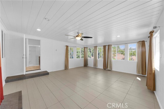 Building Photo - 1522 S Dallas Dr
