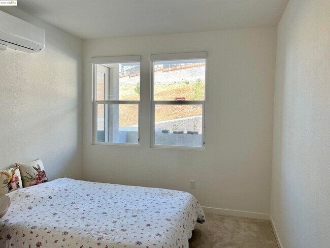 Building Photo - 2700 Wildflower Sta Pl