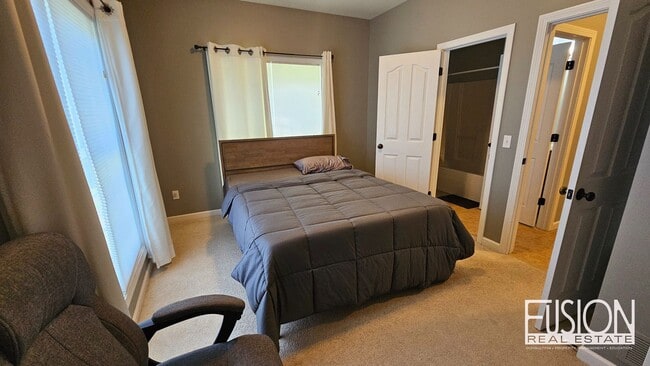 Building Photo - FREE July Rent for this Quiet, Four Bedroo...