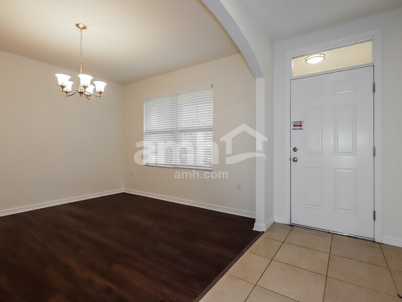 Building Photo - 3517 San Moise Pl