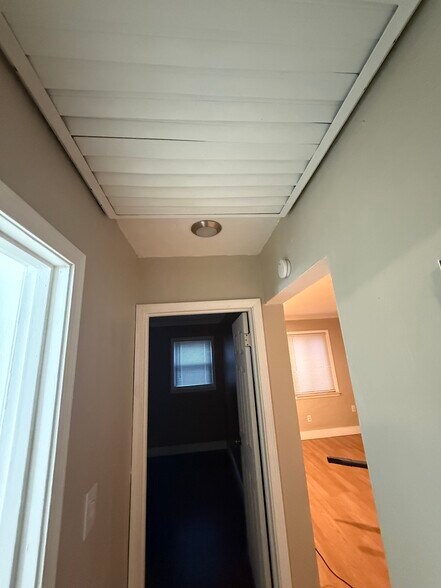 House fan - great for air circulation - 25200 leach st