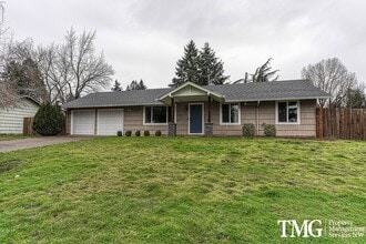 Building Photo - Classic Ranch Style home with 2 Bed 1.5 Bath and Large Backyard!