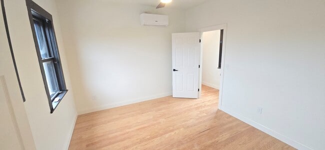 Building Photo - 1205 Lee St