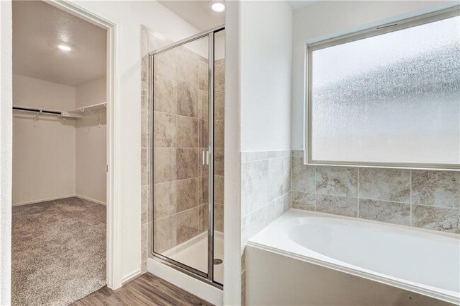 Building Photo - 5808 San Savino Dr