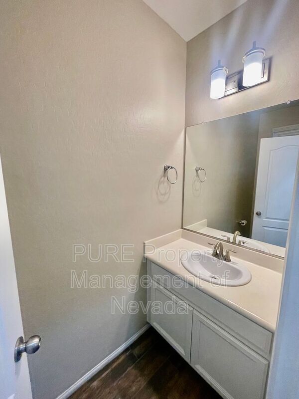 Building Photo - 7584 Eastham Bay Ave