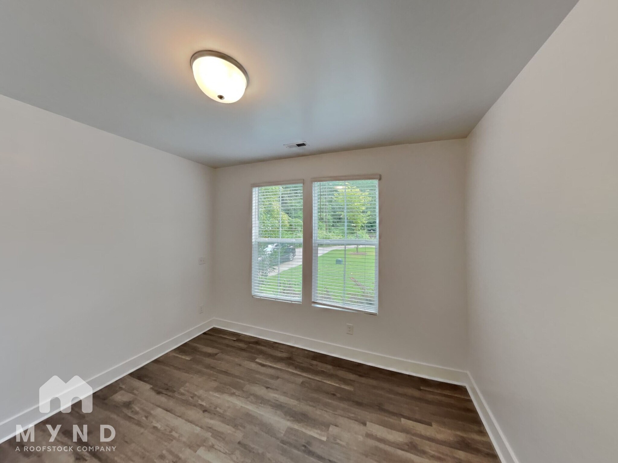 Building Photo - 3944 Cushman St