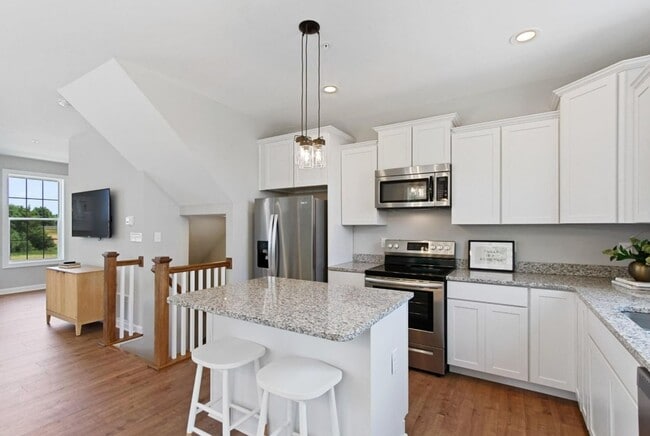 Building Photo - Beautiful 3 Bedroom, 2.5 Bath Townhome in Waynesboro!