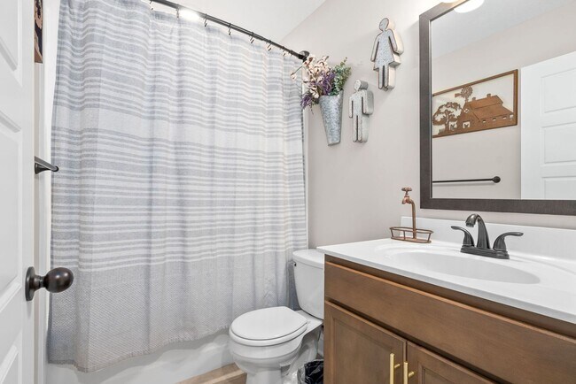 Building Photo - 759 Boreal Wy