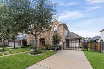 Building Photo - 1615 Noble Pointe Dr