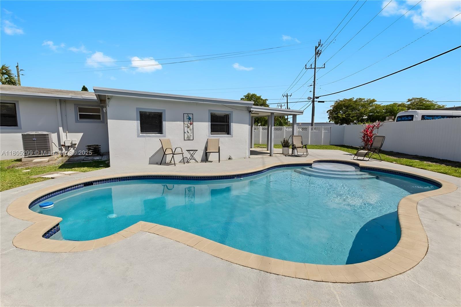 Building Photo - 1708 NW 58th Ave