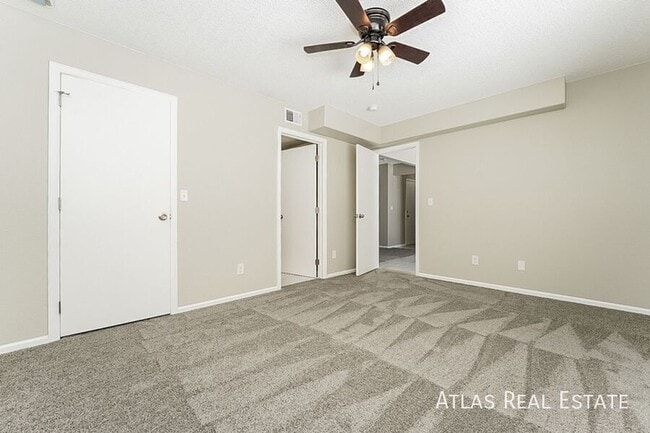 Building Photo - 5083 Helena Ct