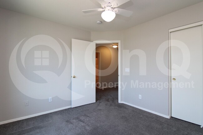 Building Photo - 2020 N Holguin Way