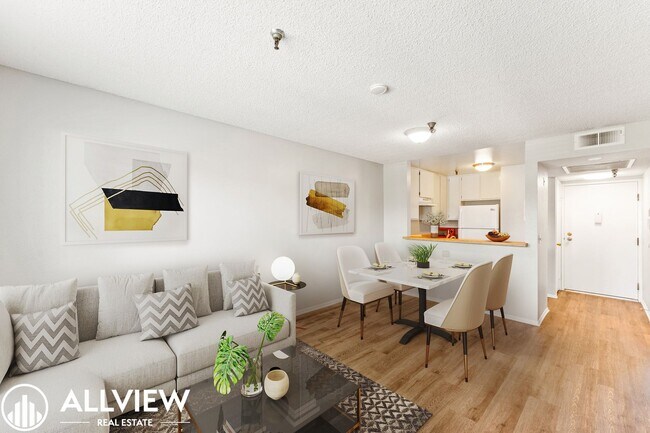 Primary Photo - Coastal 1 Bed, 1 Bath Condo Available NOW ...