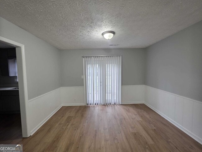 Building Photo - 123 Toby Springs Ln