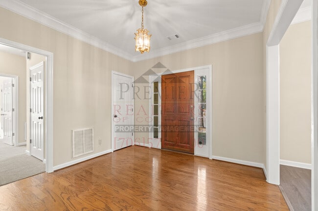 Building Photo - 6157 Bristol Blvd