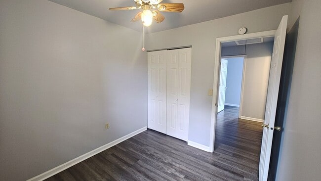 Building Photo - Ephrata Townhome 3 bed 1.5 bath