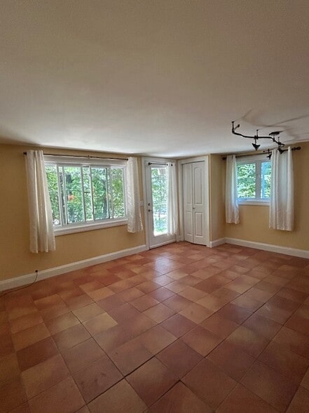 living area - 4234 Bolton Valley Access Rd