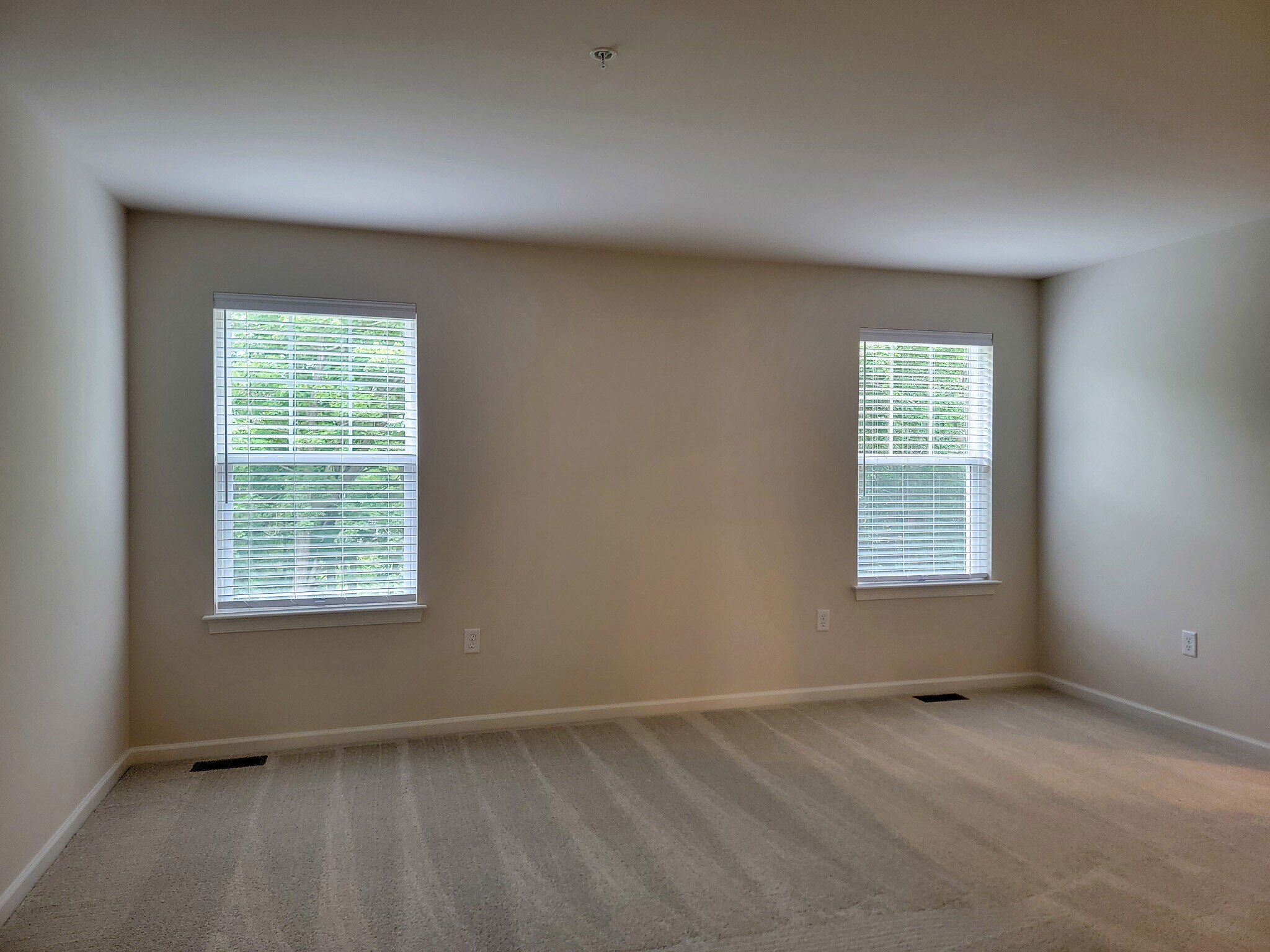 Building Photo - 93 Beech Tree Ct
