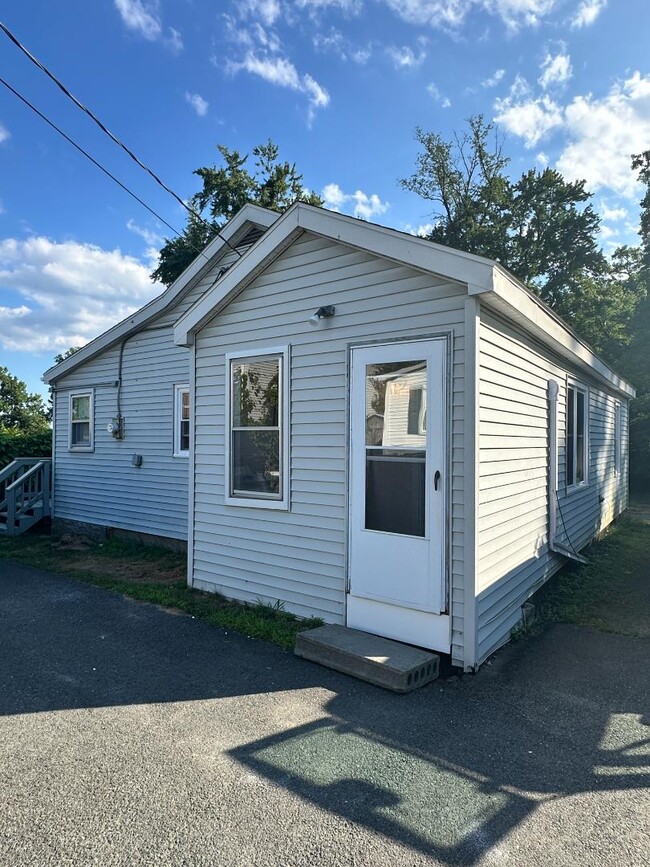 Primary Photo - 176 Exchange St