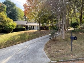 Building Photo - 1351 Old Johnson Ferry Rd NE