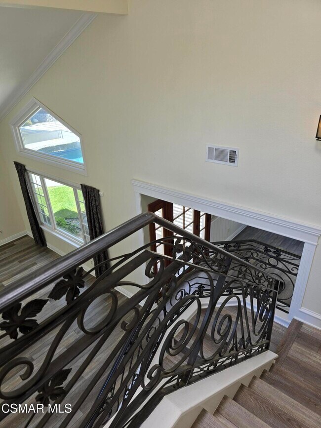 Building Photo - 3017 Klamath Ave