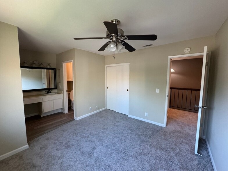 Building Photo - 140 Spanish Moss Pl