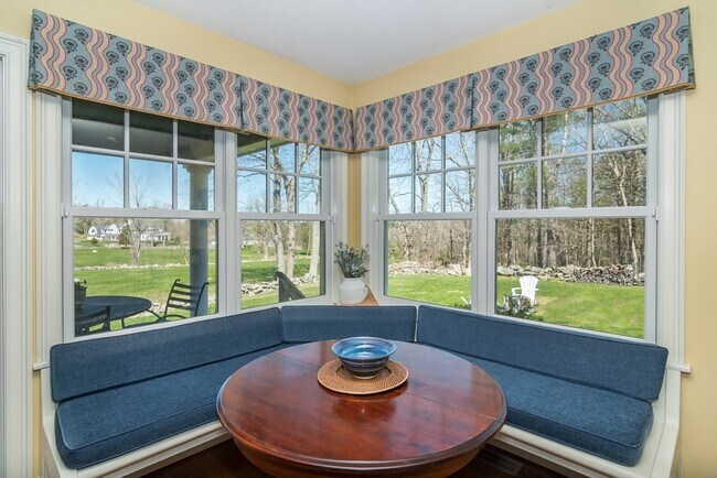 Building Photo - 25 Nason Hill Ln