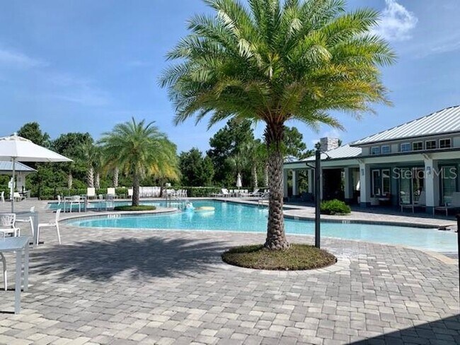 Building Photo - Gorgeous 3-bedroom Model Home in 55+ Commu...