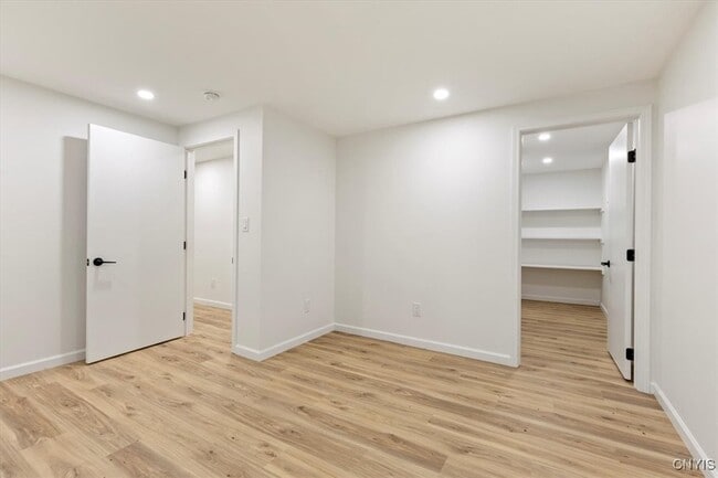 Building Photo - 7377 Merriman Rd