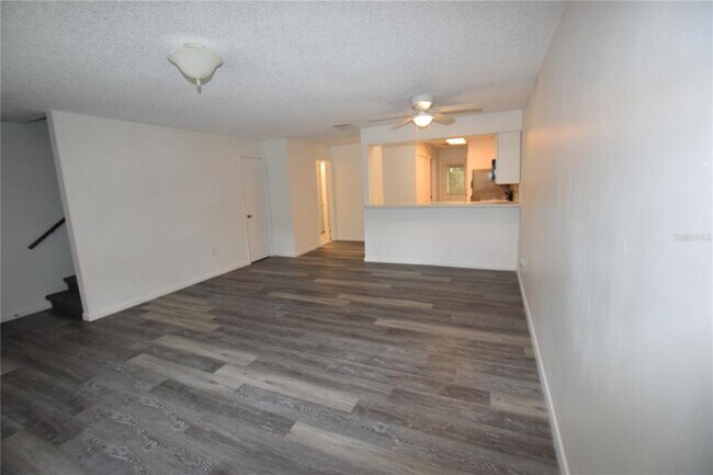 Building Photo - 906 Sumter St