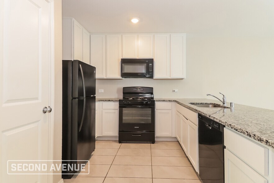 Building Photo - 2421 Eldor Wy