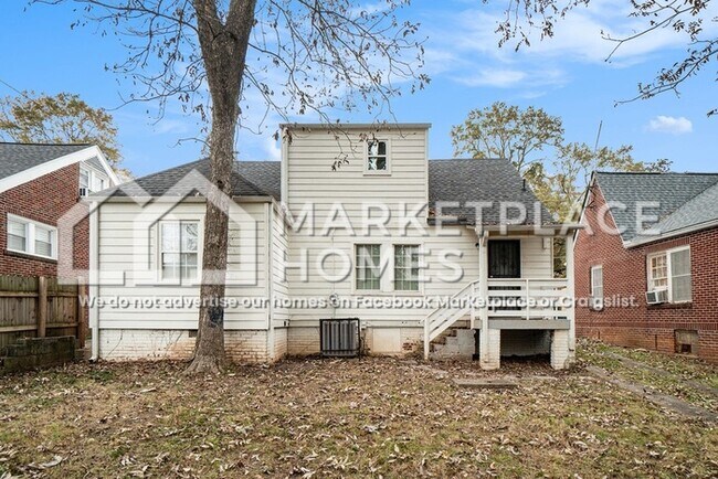 Building Photo - 1320 M.L.K. Jr Dr SW