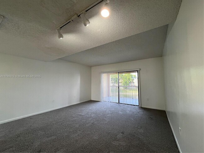 Building Photo - 5200 NW 31st Ave