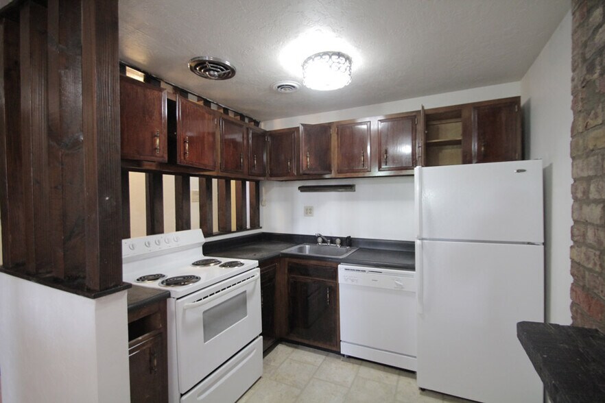 Building Photo - 315 S Trenton Ave