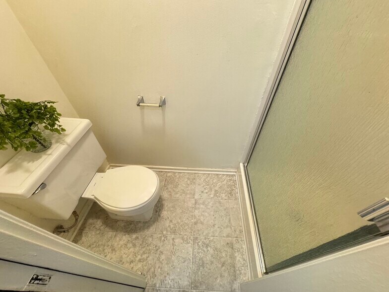 Building Photo - 5858 S Pacific Coast Hwy