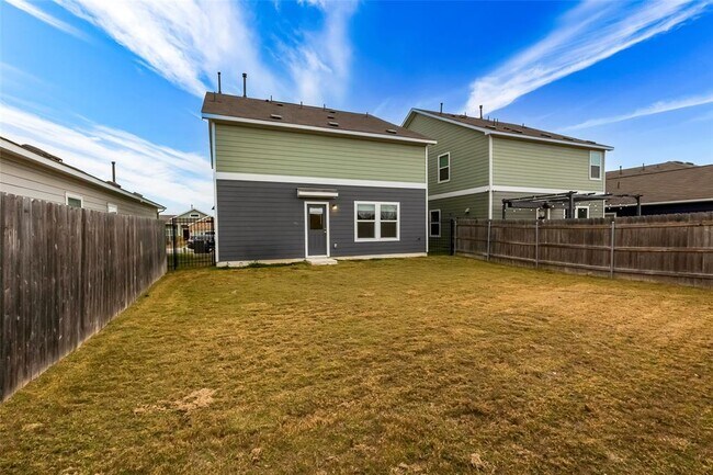 Building Photo - 7706 Poppy Petal Dr