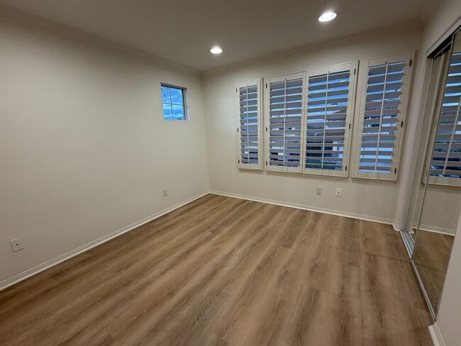 Building Photo - Start Your New Year in this Gorgeous Carlsbad Home