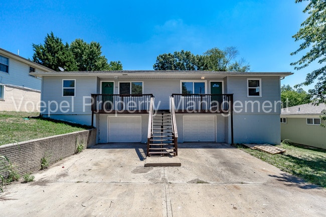 Primary Photo - 2 Bedroom 1 Bath Remodeled KCK Duplex