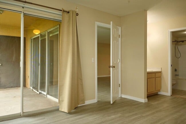 Building Photo - Lovely 2 bedroom 2 bath Condo in Audubon V...