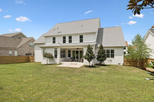 Building Photo - Gorgeous Rental! Like NEW!!!