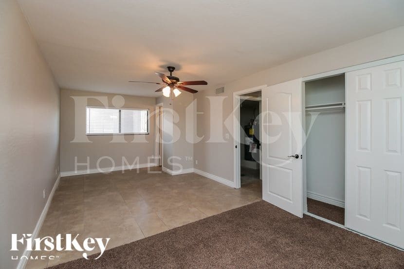 Building Photo - 4359 E Lynne Ln